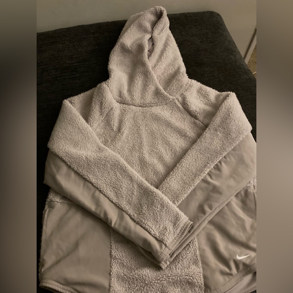 Nike Womens Sherpa hoodie~beige~medium